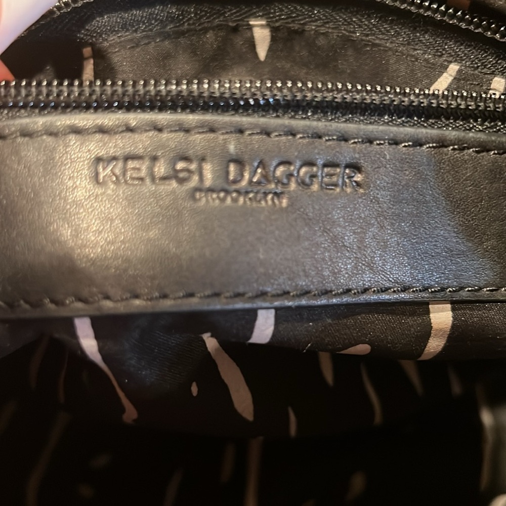 NWOT! Black Kelsey dagger. Sold out. - Picture 4 of 7